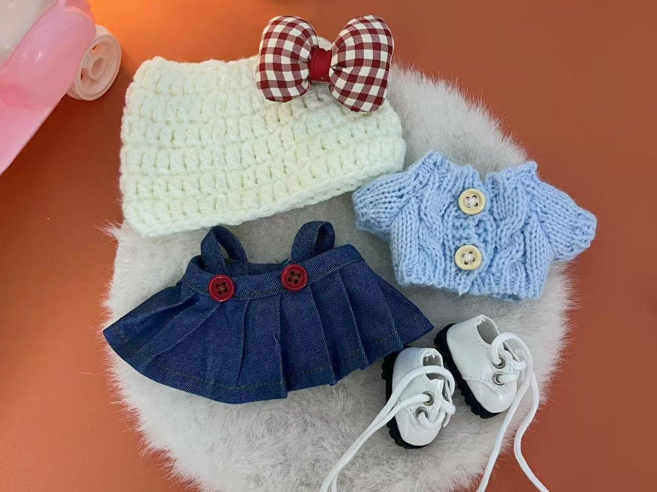 Knitting suit