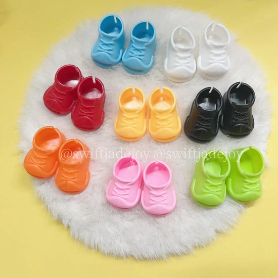 8 pairs of cute shoes for Labubu dolls ，  Labubu shoes