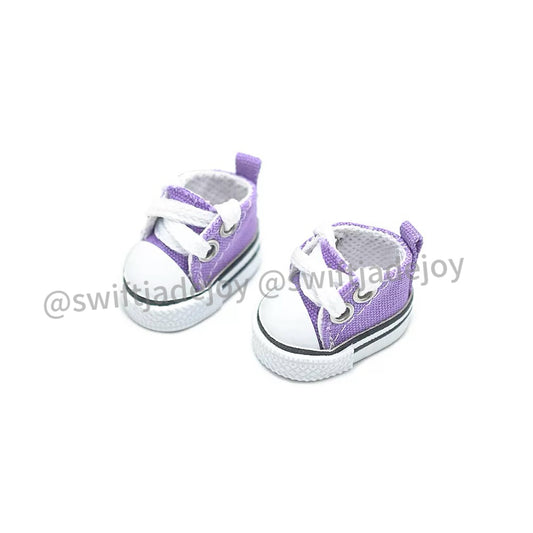 1 pair of Labubu shoes with canvas fabric in various colors (only shoes are sold)