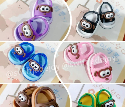 6 pairs of labubu shoes